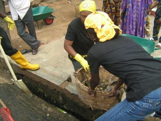 ibadan-day-16-ojee-market-cleaning- 8 