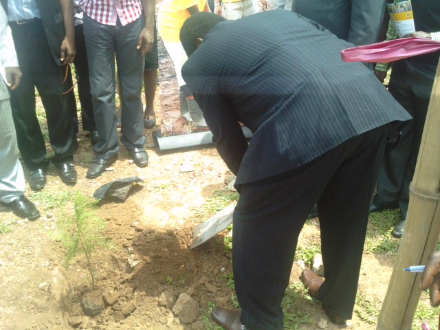 vc-doing-the-tree-planting-exercise-proper
